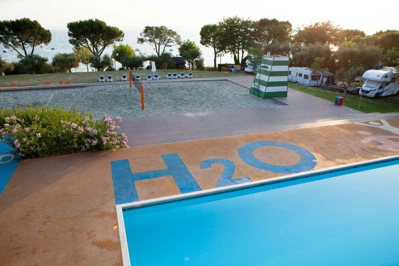 Camping Continental Hotel Bardolino Exterior photo