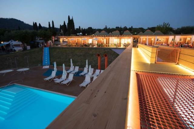 Camping Continental Hotel Bardolino Exterior photo